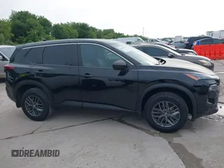 2021 Nissan Rogue S z VIN 5N1AT3AA4MC709471, wystawiony jako IAAI lot #42419548 z przebiegiem 47 666 mil mil oraz . Historia ofert i sprzedaży dostępna na DreamBid. Obrazek 13.