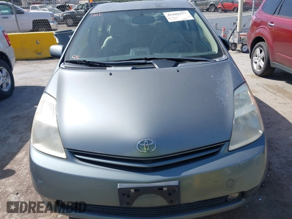 2004 Toyota Prius with VIN JTDKB20U840110110, listed as a IAAI auction lot 42101277 with 1 mi miles. Bid and sale history available at carsss.com. Image 6.