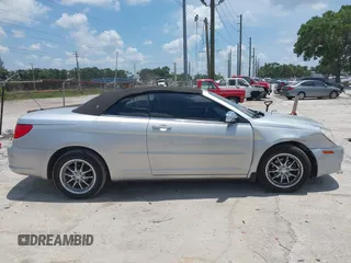 2008 Chrysler Sebring LX z VIN 1C3LC45K48N674192, wystawiony jako IAAI lot #42330236 z przebiegiem 79 506 mil mil oraz . Historia ofert i sprzedaży dostępna na DreamBid. Obrazek 13.