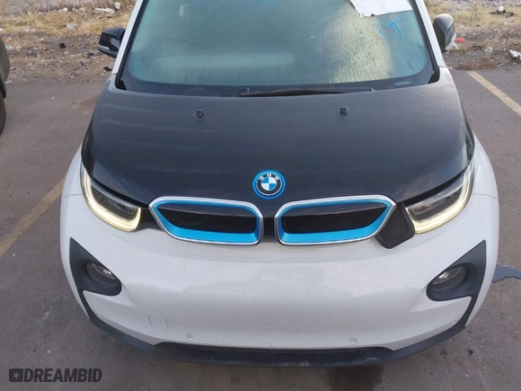 2015 BMW i3 with VIN WBY1Z4C52FV503063, listed as a IAAI auction lot 40644359 with NaN miles. Bid and sale history available at carsss.com. Image 12.