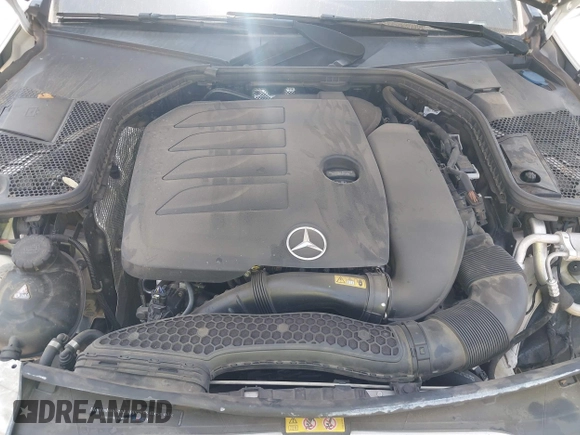 2019 Mercedes-Benz C 300 with VIN 55SWF8DB3KU304610, listed as a IAAI auction lot 42318044 with 92,854 mi miles and . Bid and sale history available at DreamBid. Image 10.