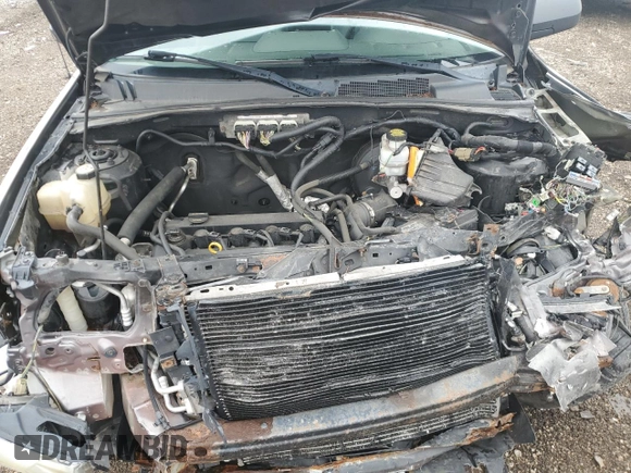 2010 Ford Escape XLT с VIN 1FMCU9D70AKD14536, выставлен на аукционе Copart как лот 54414855 с пробегом Не указан миль и Списание • Salvage title. История ставок и продаж доступна на DreamBid. Изображение 11.