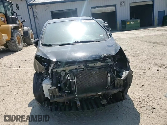 2016 Nissan Note S with VIN 3N1CE2CP0GL389869, listed as a Copart auction lot 53940255 with 151,858 mi miles and Salvage title. Bid and sale history available at DreamBid. Image 14.