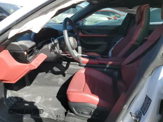 2021 Porsche Taycan z VIN WP0AA2Y13MSA17480, wystawiony jako Copart lot #41578233 z przebiegiem Nie podano mil oraz . Historia ofert i sprzedaży dostępna na DreamBid. Obrazek 7.