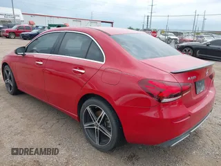 2019 Mercedes-Benz A 220 с VIN WDD3G4EB8KW025194, выставлен на аукционе IAAI как лот 42198671 с пробегом Не указан миль и . История ставок и продаж доступна на DreamBid. Изображение 3.
