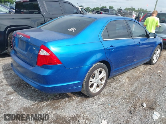 2012 Ford Fusion SE with VIN 3FAHP0HA8CR233436, listed as a IAAI auction lot 42708333 with 175,783 mi miles and . Bid and sale history available at DreamBid. Image 4.
