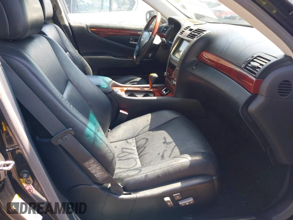 2009 Lexus LS 460 with VIN JTHCL46FX95004000, listed as a IAAI auction lot 41994865 with 178,807 mi miles and . Bid and sale history available at DreamBid. Image 5.