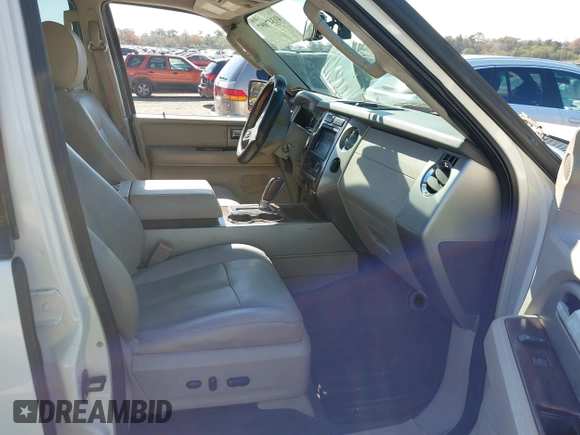 2007 Ford Expedition EL Limited with VIN 1FMFK195X7LA98810, listed as a IAAI auction lot 41347097 with 137,563 mi miles. Bid and sale history available at carsss.com. Image 5.