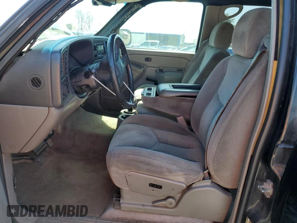 2005 Chevrolet Avalanche LS with VIN 3GNEC12Z65G128462, listed as a Copart auction lot 50082935 with 221,440 mi miles and Salvage title. Bid and sale history available at DreamBid. Image 7.