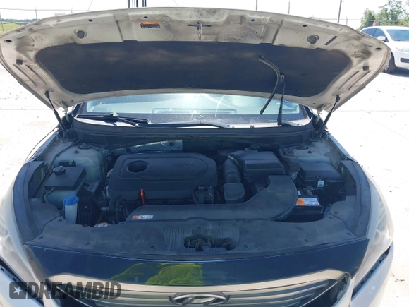 2015 Hyundai Sonata SE z VIN 5NPE24AF4FH009189, wystawiony jako IAAI lot #42466763 z przebiegiem 168 778 mil mil oraz . Historia ofert i sprzedaży dostępna na DreamBid. Obrazek 10.