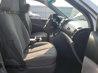 2008 Kia Sedona with VIN KNDMB133186266403, listed as a Copart auction lot 64000144 with 147,147 mi miles and Salvage Title. Bid and sale history available at carsss.com. Image 7.