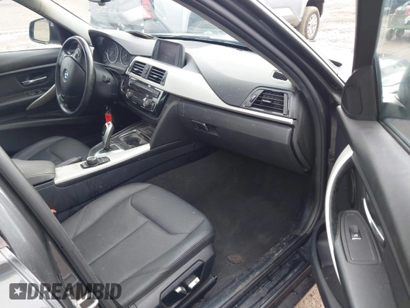 2018 BMW 3 Series 320i xDrive with VIN WBA8A3C5XJA505917, listed as a IAAI auction lot 42279882 with 89,537 mi miles and . Bid and sale history available at DreamBid. Image 5.
