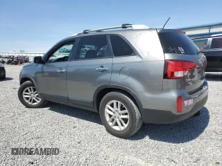 2014 Kia Sorento LX with VIN 5XYKT4A78EG490630, listed as a Copart auction lot 52450005 with 154,116 mi miles and Salvage Title. Bid and sale history available at carsss.com. Image 2.