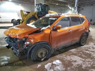 2017 Nissan Rogue SL with VIN 5N1AT2MV7HC790884, listed as a Copart auction lot 44950925 with 146,774 mi miles and Salvage Title. Bid and sale history available at carsss.com. Image 1.