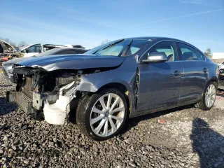 2018 Volvo S60 Inscription Platinum with VIN LYV402HM8JB170406, listed as a Copart auction lot 87465374 with 104,409 mi miles and Salvage Title. Bid and sale history available at carsss.com. Image 1.