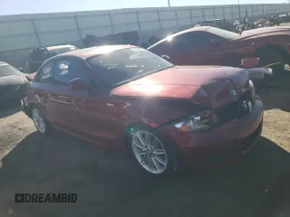 2013 BMW 1 Series 128i z VIN WBAUP9C51DVS94863, wystawiony jako Copart lot #44164275 z przebiegiem 71 162 mil mil oraz Szkoda całkowita • Salvage title. Historia ofert i sprzedaży dostępna na DreamBid. Obrazek 4.