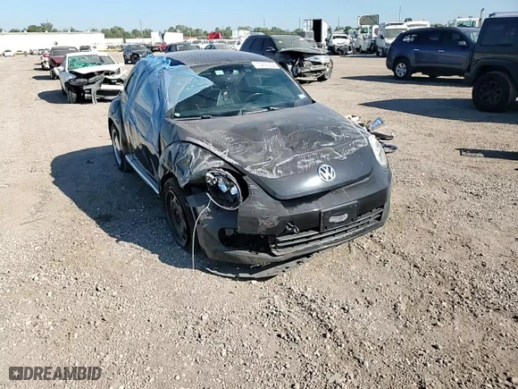 2012 Volkswagen Beetle 2.5L PZEV with VIN 3VWJP7ATXCM627644, listed as a Copart auction lot 73436334 with 97,039 mi miles and Salvage Title. Bid and sale history available at carsss.com. Image 14.