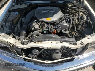 1984 Mercedes-Benz 500 z VIN WDBCA44A1EA029351, wystawiony jako Copart lot #59357115 z przebiegiem 155 975 mil mil oraz Czysty tytuł • Clean title. Historia ofert i sprzedaży dostępna na DreamBid. Obrazek 11.