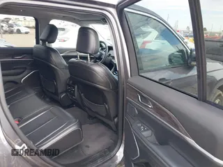 2024 Jeep Grand Cherokee with VIN 1C4RJYB62R8958365, listed as a IAAI auction lot 42553595 with 43,004 mi miles and . Bid and sale history available at DreamBid. Image 8.