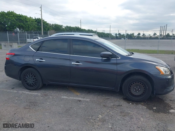 2014 Nissan Sentra SR with VIN 3N1AB7AP0EY327405, listed as a IAAI auction lot 41634407 with 139,637 mi miles. Bid and sale history available at carsss.com. Image 13.