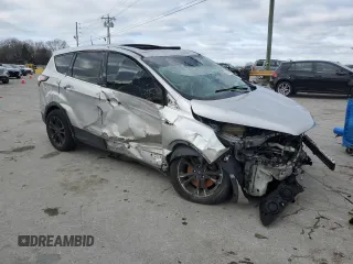 2017 Ford Escape SE with VIN 1FMCU9G9XHUD44882, listed as a Copart auction lot 45702035 with 162,527 mi miles and Salvage Title. Bid and sale history available at carsss.com. Image 4.