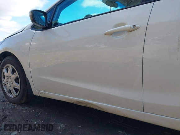 2017 Kia Forte LX with VIN 3KPFK4A77HE057175, listed as a IAAI auction lot 41232874 with 53,479 mi miles. Bid and sale history available at carsss.com. Image 17.