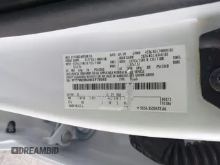 2019 Ford F-250 XL z VIN 1FT7W2B60KEF78955, wystawiony jako IAAI lot #41851147 z przebiegiem 205 275 mil mil oraz . Historia ofert i sprzedaży dostępna na DreamBid. Obrazek 9.