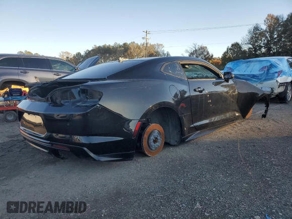 2021 Chevrolet Camaro ZL1 with VIN 1G1FK1R62M0107163, listed as a Copart auction lot 83795824 with 0 mi miles and Salvage Title. Bid and sale history available at carsss.com. Image 3.