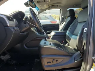 2019 GMC Yukon SLT with VIN 1GKS2BKC8KR103093, listed as a Copart auction lot 74321584 with 35,927 mi miles and Clean Title. Bid and sale history available at carsss.com. Image 7.