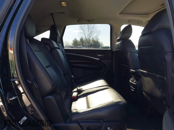 2015 Acura MDX Tech Pkg with VIN 5FRYD4H48FB026490, listed as a IAAI auction lot 41791560 with 190,000 mi miles. Bid and sale history available at carsss.com. Image 8.