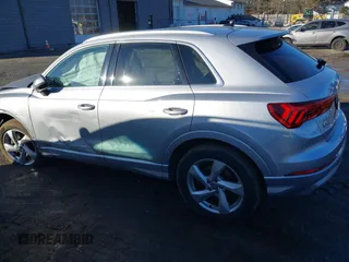 2019 Audi Q3 Premium with VIN WA1AECF3XK1069696, listed as a IAAI auction lot 41698906 with 29,713 mi miles and . Bid and sale history available at DreamBid. Image 13.
