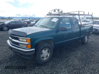 1997 Chevrolet Silverado 1500 with VIN 1GCEK19RXVE110345, listed as a IAAI auction lot 41911626 with 261,908 mi miles and . Bid and sale history available at DreamBid. Image 22.