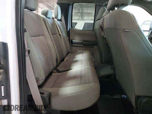 2018 Ford F-250 XL z VIN 1FT7X2A63JED00631, wystawiony jako Copart lot #41529615 z przebiegiem 104 753 mil mil oraz Szkoda całkowita • Salvage title. Historia ofert i sprzedaży dostępna na DreamBid. Obrazek 10.