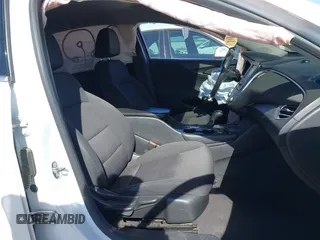 2018 Chevrolet Malibu LT with VIN 1G1ZD5ST7JF139548, listed as a IAAI auction lot 41721277 with 167,552 mi miles. Bid and sale history available at carsss.com. Image 5.
