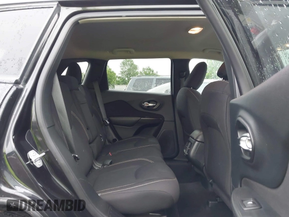 2016 Jeep Cherokee Latitude with VIN 1C4PJMCBXGW112540, listed as a IAAI auction lot 42336449 with 94,774 mi miles and . Bid and sale history available at DreamBid. Image 8.