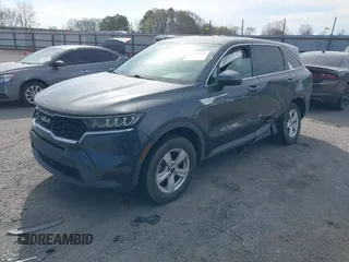 2022 Kia Sorento LX with VIN 5XYRGDLC4NG084017, listed as a IAAI auction lot 41835579 with 46,185 mi miles and . Bid and sale history available at DreamBid. Image 2.