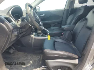 2017 Jeep Compass Latitude с VIN 3C4NJDBB8HT603012, выставлен на аукционе Copart как лот 59435415 с пробегом 95 984 миль миль и Списание • Salvage title. История ставок и продаж доступна на DreamBid. Изображение 7.