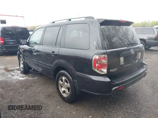 2006 Honda Pilot EX-L with VIN 5FNYF18776B021690, listed as a IAAI auction lot 42016219 with 239,666 mi miles and . Bid and sale history available at DreamBid. Image 3.