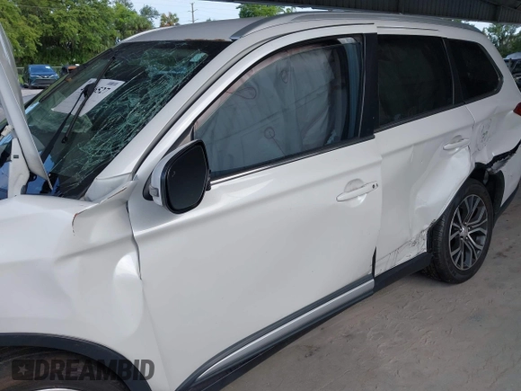 2018 Mitsubishi Outlander SE с VIN JA4AD3A35JZ063086, выставлен на аукционе IAAI как лот 42416527 с пробегом 183 541 миль миль и . История ставок и продаж доступна на DreamBid. Изображение 17.