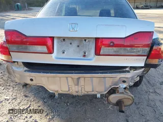 2002 Honda Accord LX with VIN 3HGCG564X2G703511, listed as a IAAI auction lot 41861622 with 266,533 mi miles and . Bid and sale history available at DreamBid. Image 12.