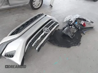 2021 Volkswagen Atlas SEL с VIN 1V2EE2CA9MC216892, выставлен на аукционе IAAI как лот 39943648 с пробегом 54 920 миль миль и . История ставок и продаж доступна на DreamBid. Изображение 12.