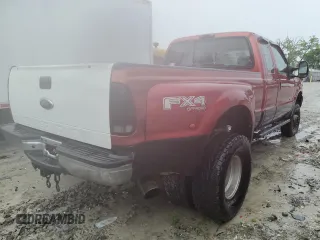 2002 Ford F-350 XL z VIN 1FTWX33FX2EB85896, wystawiony jako Copart lot #58554815 z przebiegiem 286 347 mil mil oraz Szkoda całkowita • Salvage title. Historia ofert i sprzedaży dostępna na DreamBid. Obrazek 3.