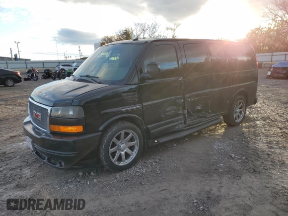 2012 GMC Savana Cargo Van YF7 Upfitter with VIN 1GDS8DC49C1150688, listed as a Copart auction lot 81344964 with 96,024 mi miles and Salvage Title. Bid and sale history available at carsss.com. Image 1.