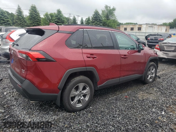 2022 Toyota RAV4 XLE with VIN 2T3P1RFV5NW290032, listed as a Copart auction lot 61164555 with 6,259 mi miles and Salvage title. Bid and sale history available at DreamBid. Image 3.