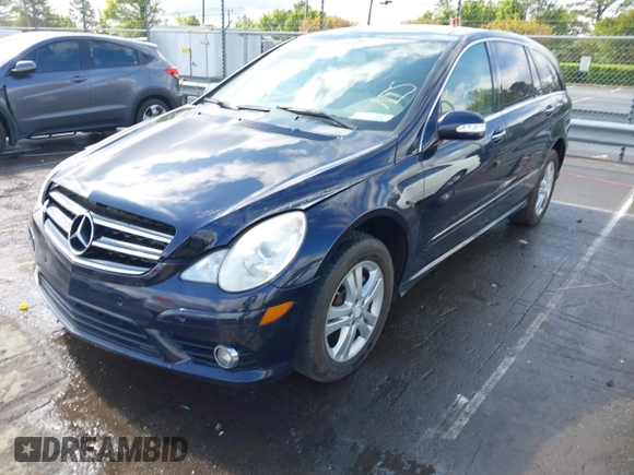 2009 Mercedes-Benz R 3.5L with VIN 4JGCB65E49A098144, listed as a IAAI auction lot 42027237 with 232,786 mi miles and . Bid and sale history available at DreamBid. Image 2.