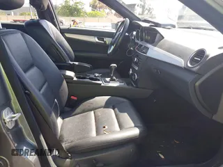 2012 Mercedes-Benz C 250 Sport с VIN WDDGF4HB2CA680837, выставлен на аукционе IAAI как лот 42385586 с пробегом 137 647 миль миль и . История ставок и продаж доступна на DreamBid. Изображение 5.