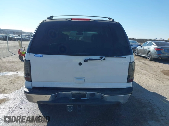 2005 Chevrolet Tahoe Z71 with VIN 1GNEC13T25R108333, listed as a IAAI auction lot 41473619 with 193,335 mi miles and . Bid and sale history available at DreamBid. Image 16.