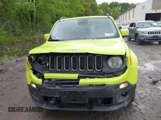 2017 Jeep Renegade Latitude z VIN ZACCJBBB0HPE95309, wystawiony jako IAAI lot #42330671 z przebiegiem 115 339 mil mil oraz . Historia ofert i sprzedaży dostępna na DreamBid. Obrazek 12.