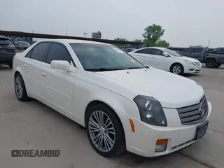 2005 Cadillac CTS z VIN 1G6DP567950193077, wystawiony jako IAAI lot #42283009 z przebiegiem 131 600 mil mil oraz . Historia ofert i sprzedaży dostępna na DreamBid. Obrazek 1.