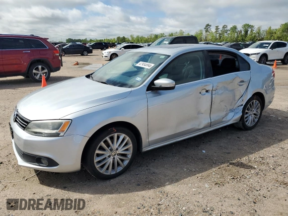2012 Volkswagen Jetta SEL with VIN 3VWLP7AJ7CM300738, listed as a Copart auction lot 47934894 with 137,877 mi miles and Salvage title. Bid and sale history available at DreamBid. Image 1.